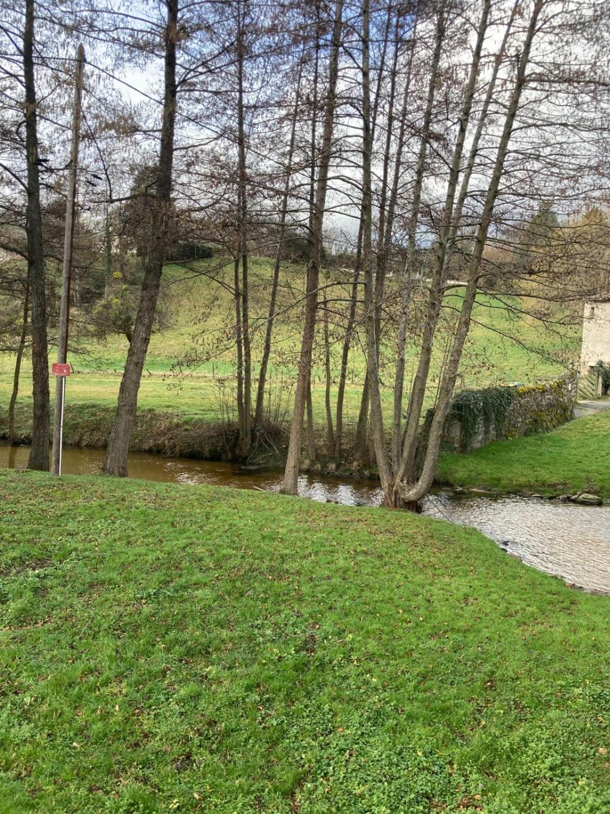 Jolie Maison De Campagne, Compostelle Soleymieux Eksteriør billede